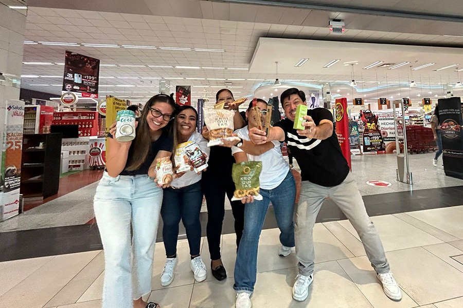 Corporación Favorita apoya a sus emprendedores con ferias en los supermercados Corporación Favorita apoya a sus emprendedores con ferias en los supermercados